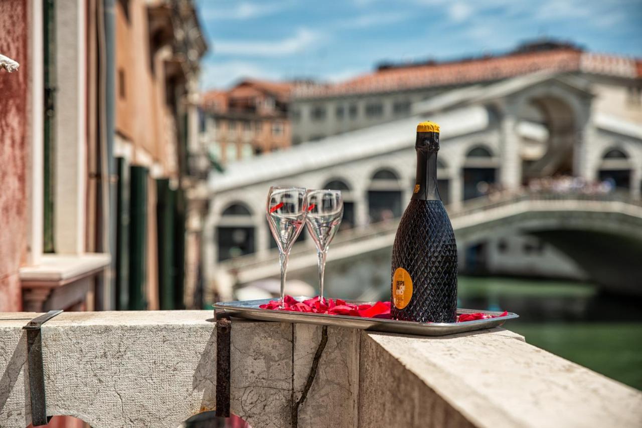 Royal Rialto Apartment - Grand Canal View Venedig Exteriör bild